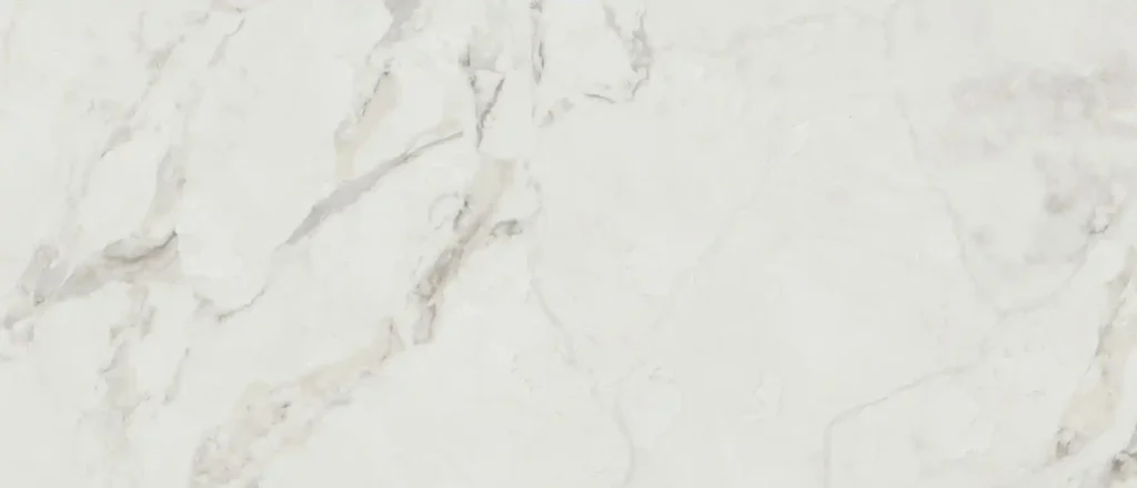 Calacatta Aravine quartz slab
