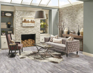 Bernini Carbone styled in a finished room