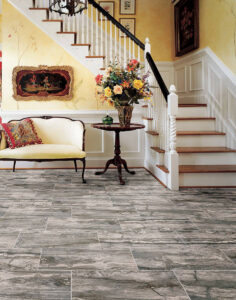 Bernini Carbone styled in a finished room