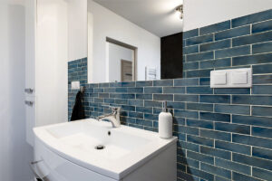 Blue Shimmer 2x6x6mm Subway styled in a finished room