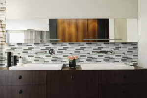 Positano Interlocking 6mm styled in a finished room