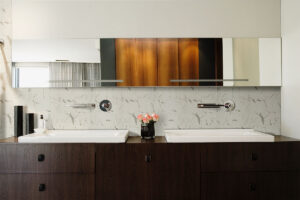 Statuario Celano Picket 6mm styled in a finished room